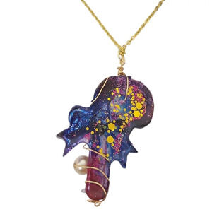 18k gold plated candy cane resin pendant faux Pearl link necklace